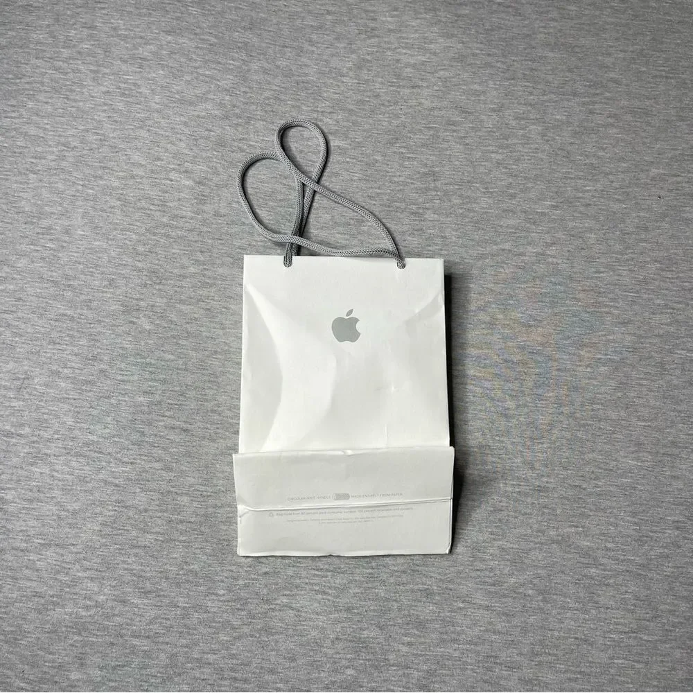 Apple Store 9”x6” White Gift Bag